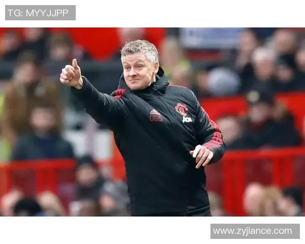 新曼联主帅索尔斯克亚:调整阵容拟迎战英超下赛季与前四豪强对决 新曼联主帅索尔斯克亚:调整阵容拟迎战英超下赛季与前四豪强对决