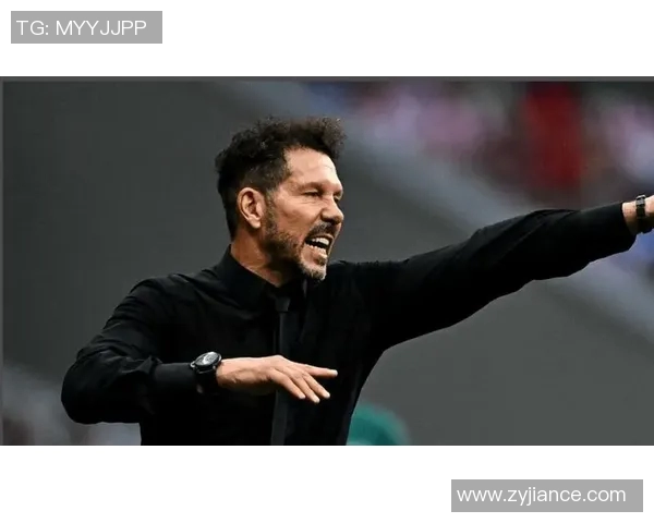 西班牙巴塞罗那球队签下新任主帅,球迷期待新赛季表现 西班牙巴塞罗那球队签下新任主帅,球迷期待新赛季表现